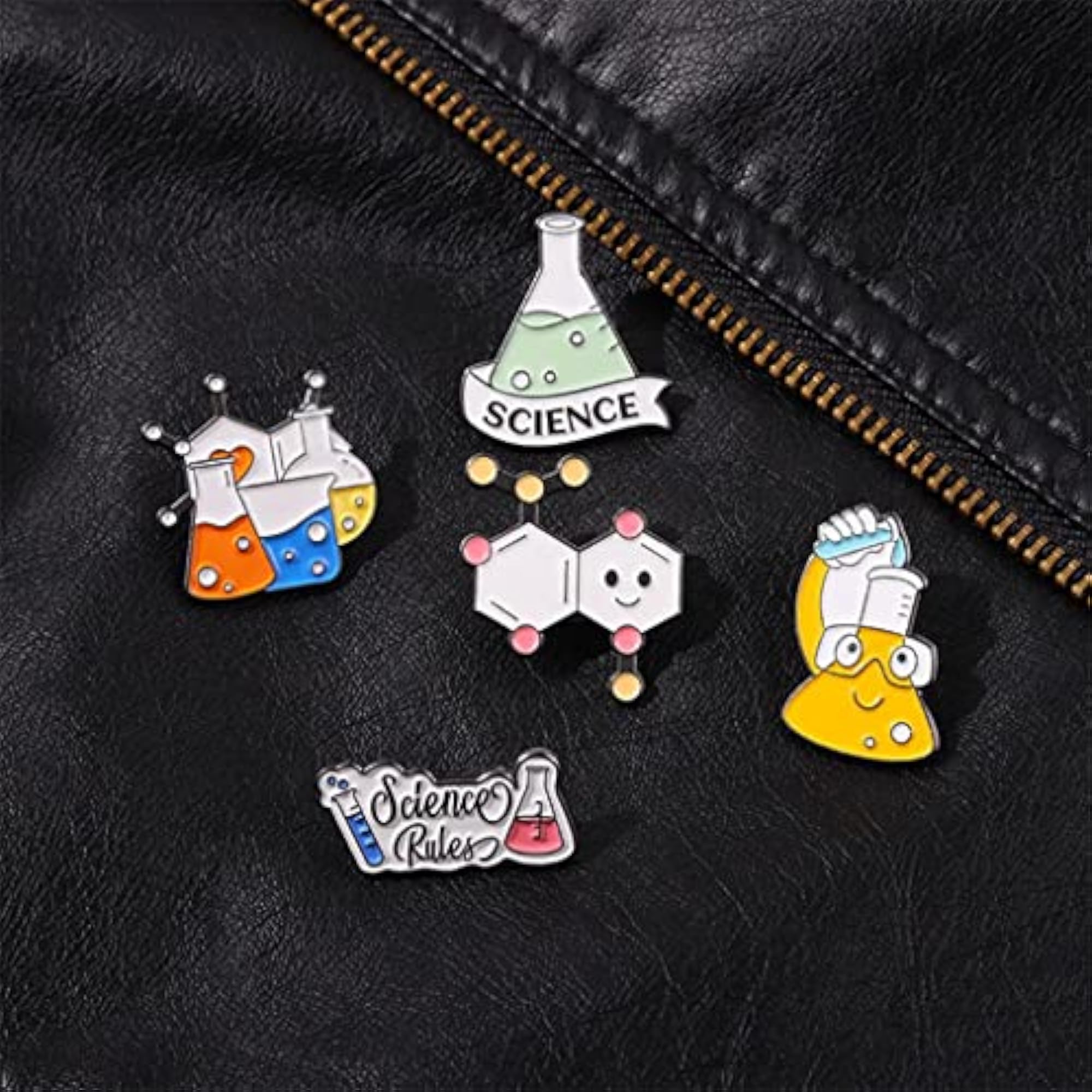 5x Cartoon Pins Brooch Set, Multi-Colored Fun Accessories